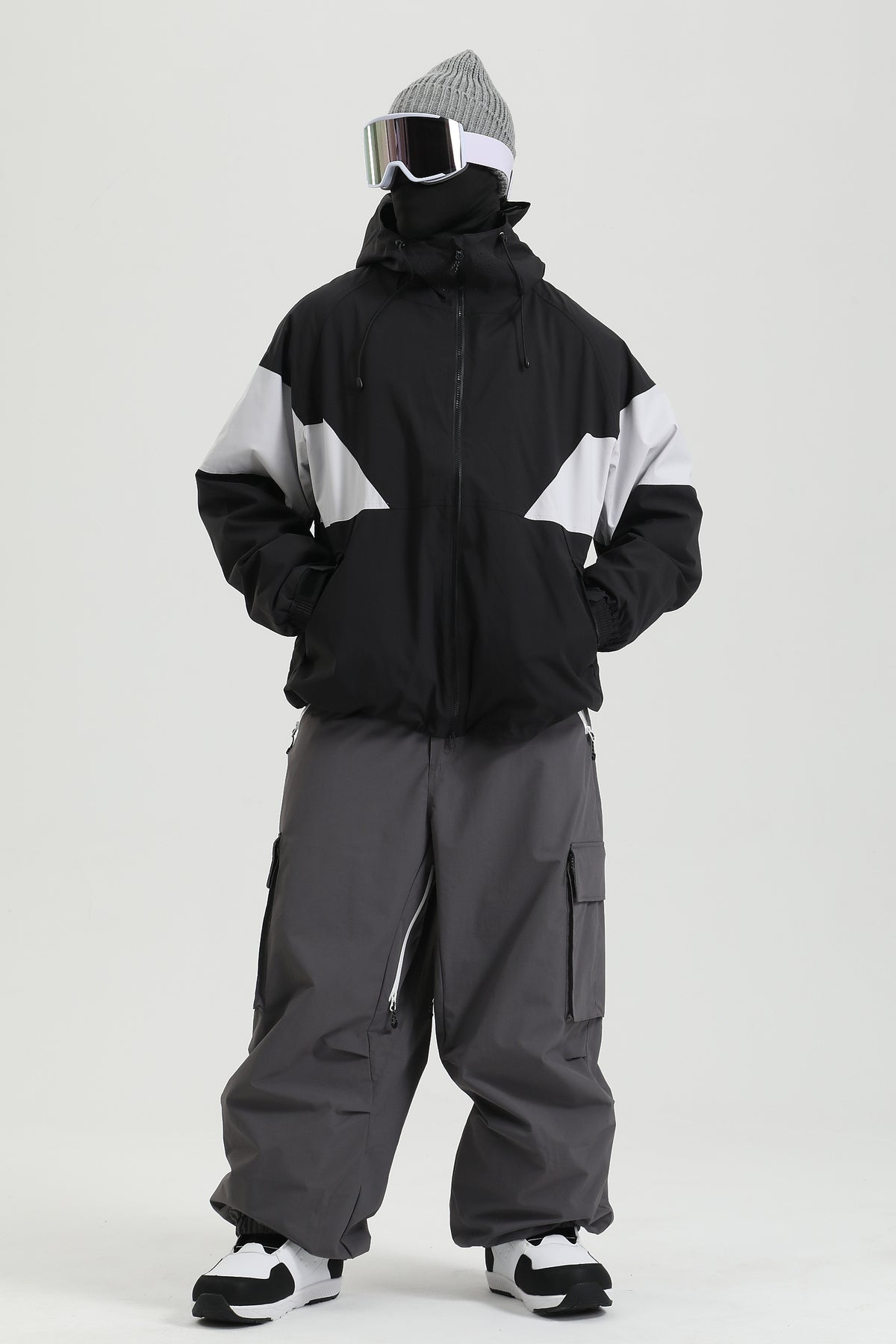 Men's Light Grey/Black Durable Outdoor Oversized Silhouette Snowboard Jacket