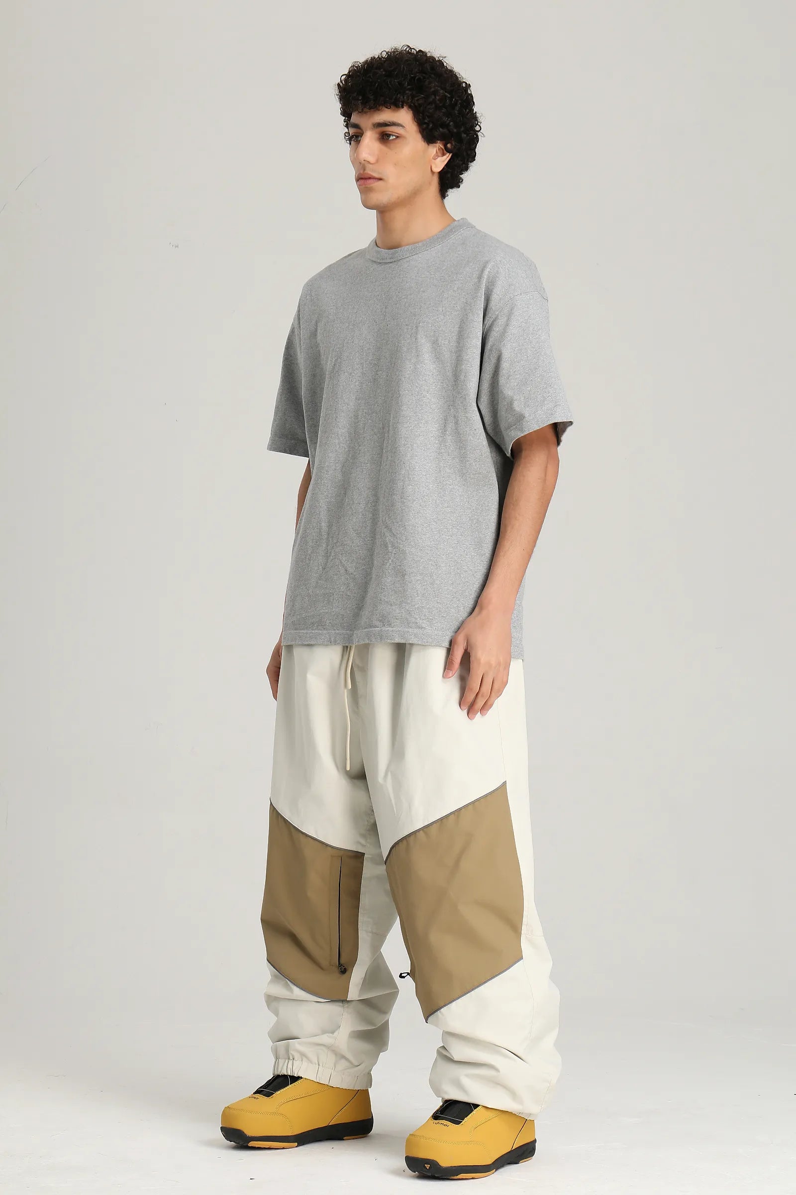 Men's Off White Color Block Reflective Detail Baggy Snowboard Pants