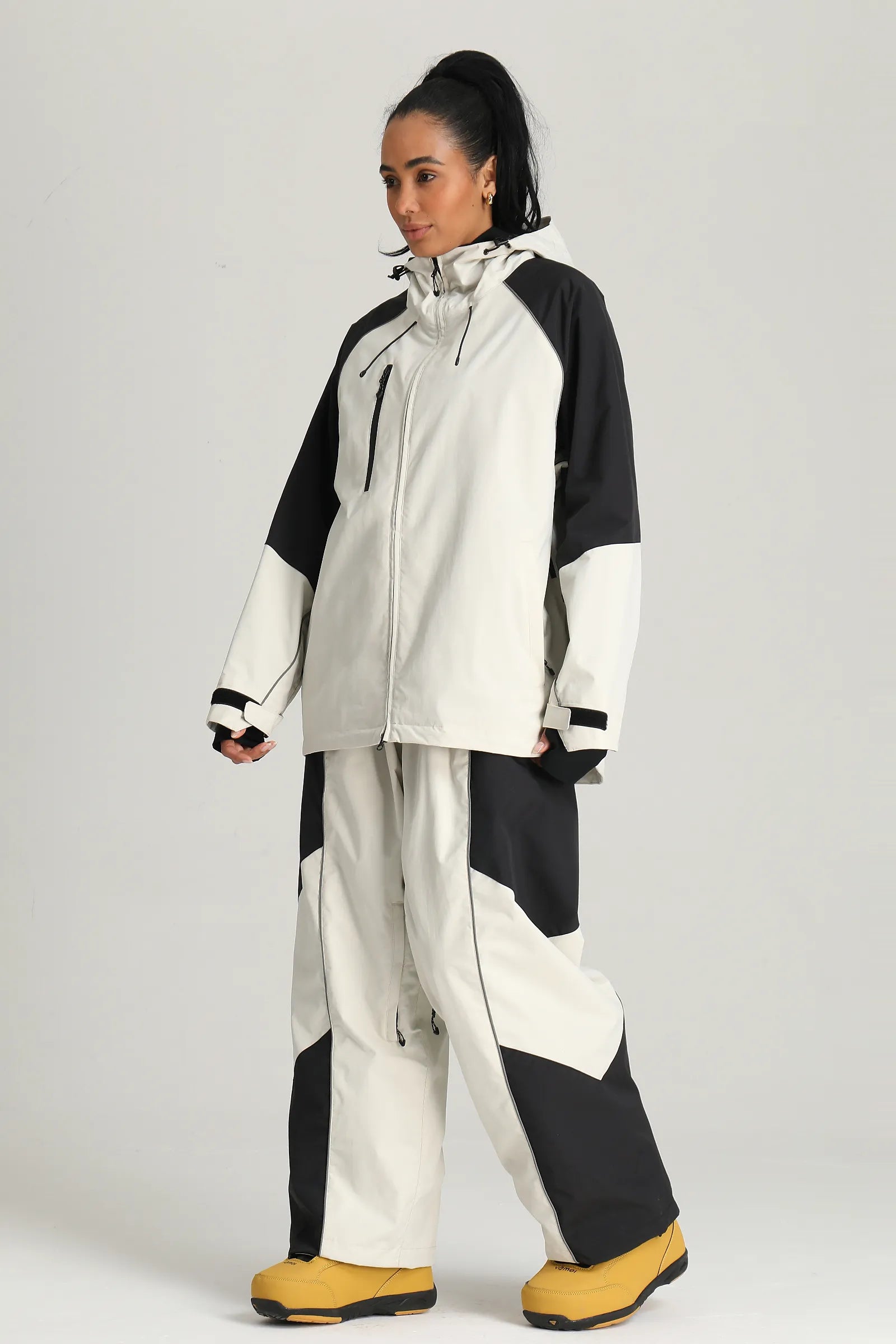 Women's Off White Color Block Reflective Baggy Snow Pants