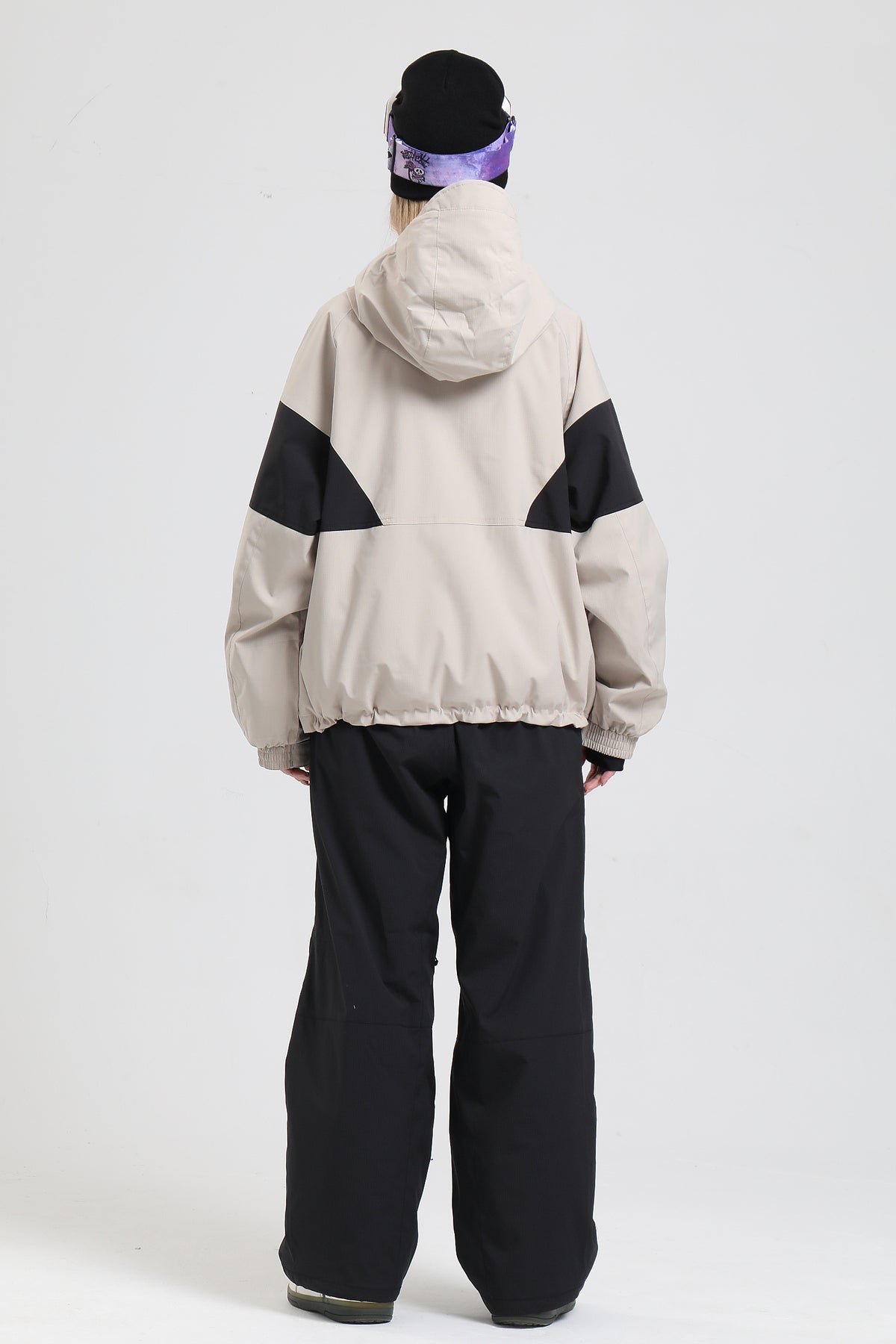 Women's Off White Wind-Resistant Freestyle Relaxed Silhouette Color-Block Design Ski Jacket