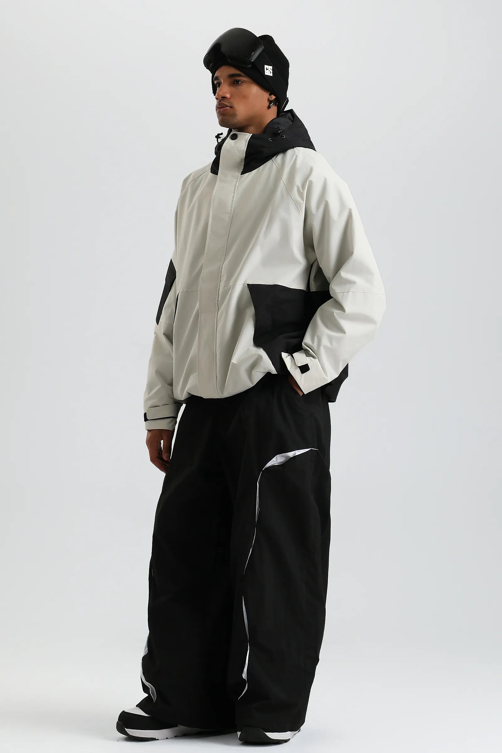 Off White-GS-UJK2518-BCE-M-6.webp