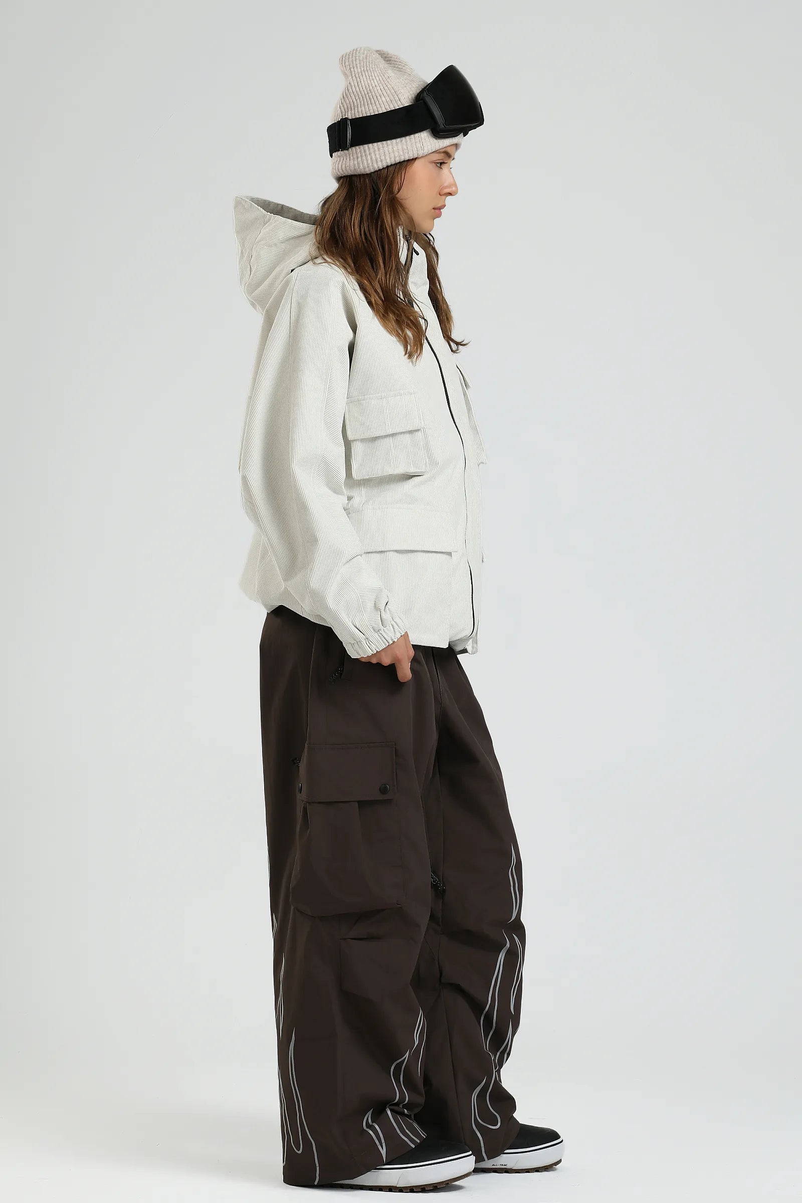 Off White-GS-UJK2521-BCE-W-3.webp