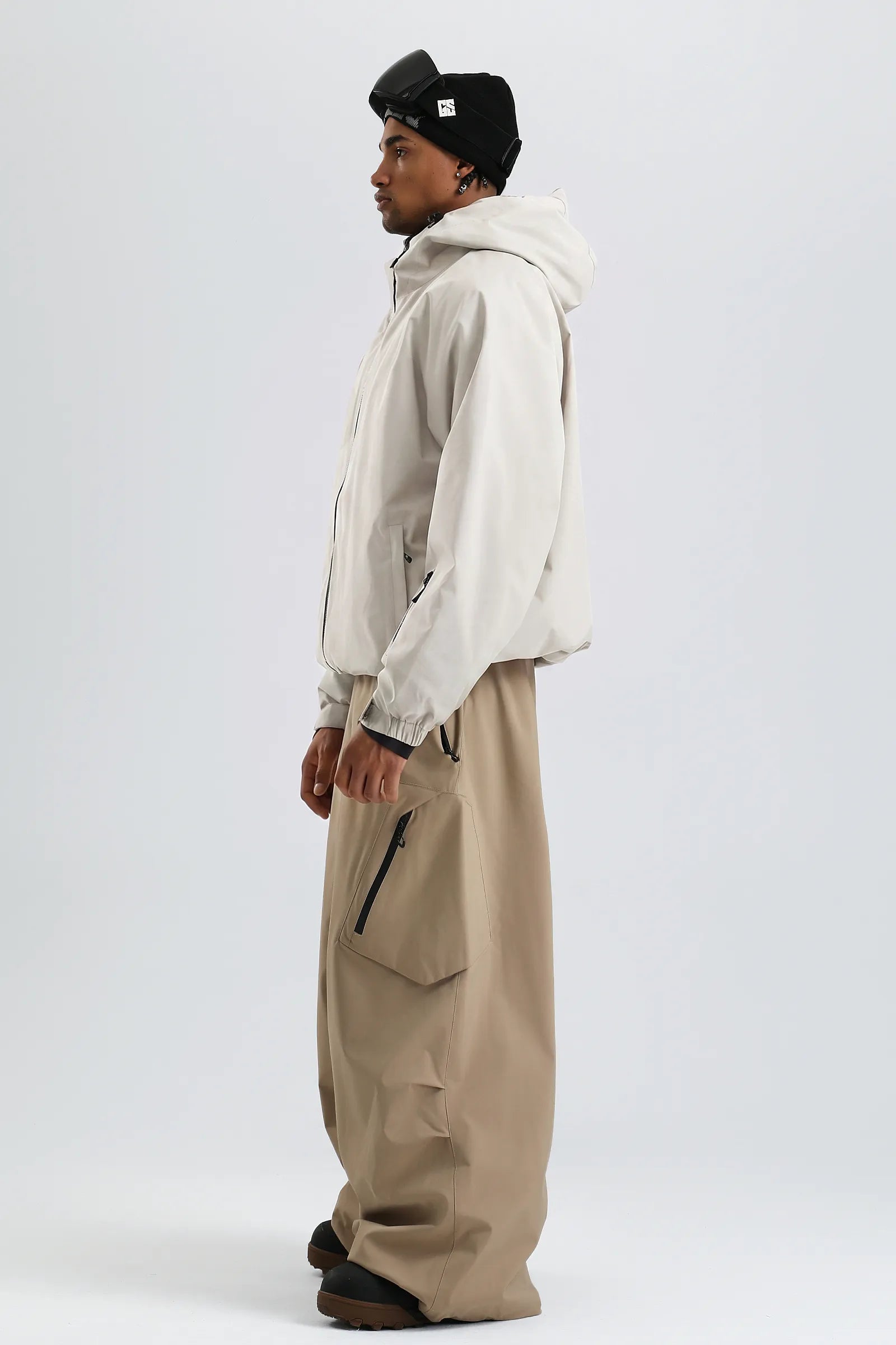 Off White-GS-UJK2536-BCE-M-3.webp