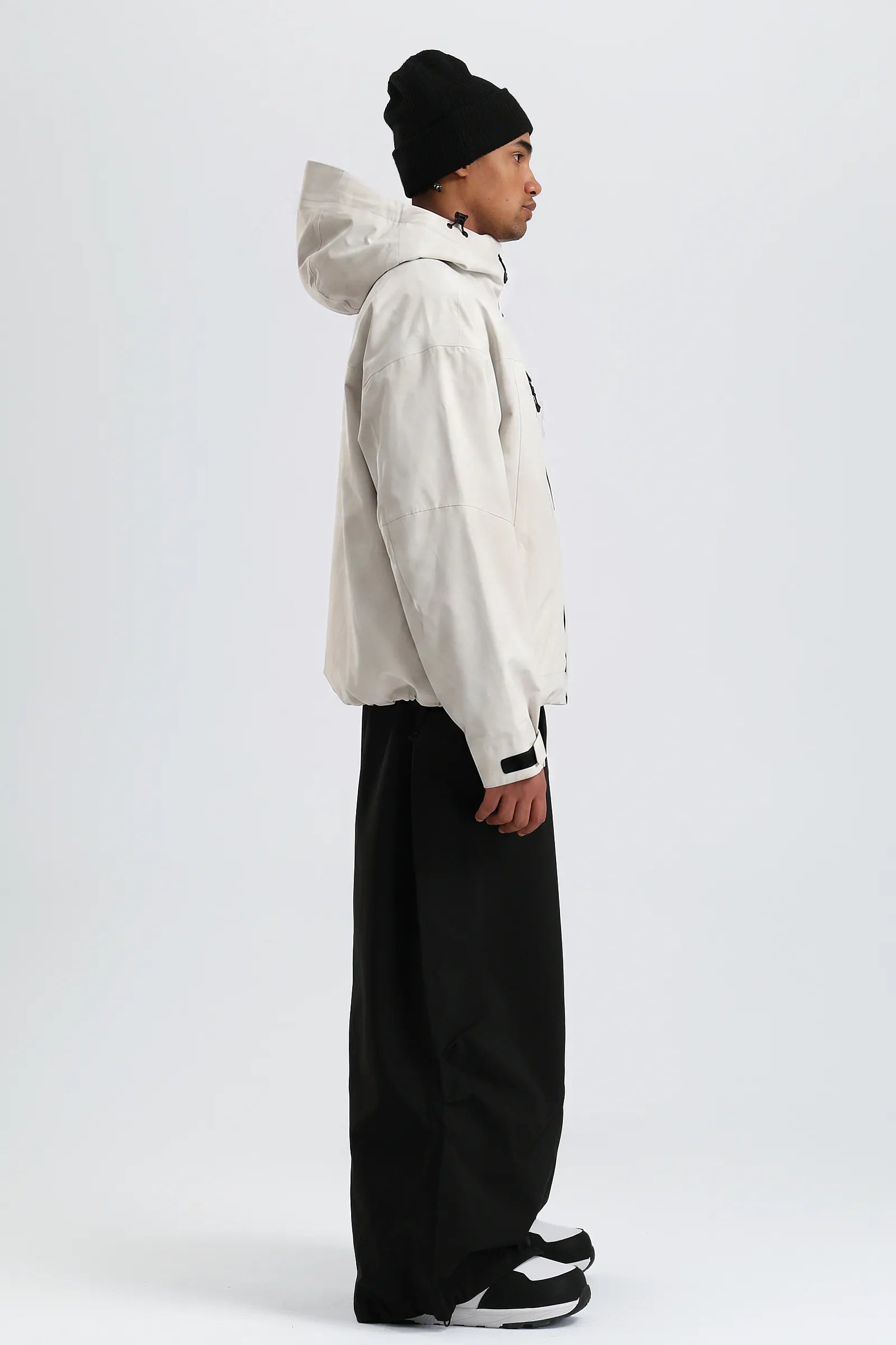 Off White-GS-UJK2537-BCE-M-2.webp