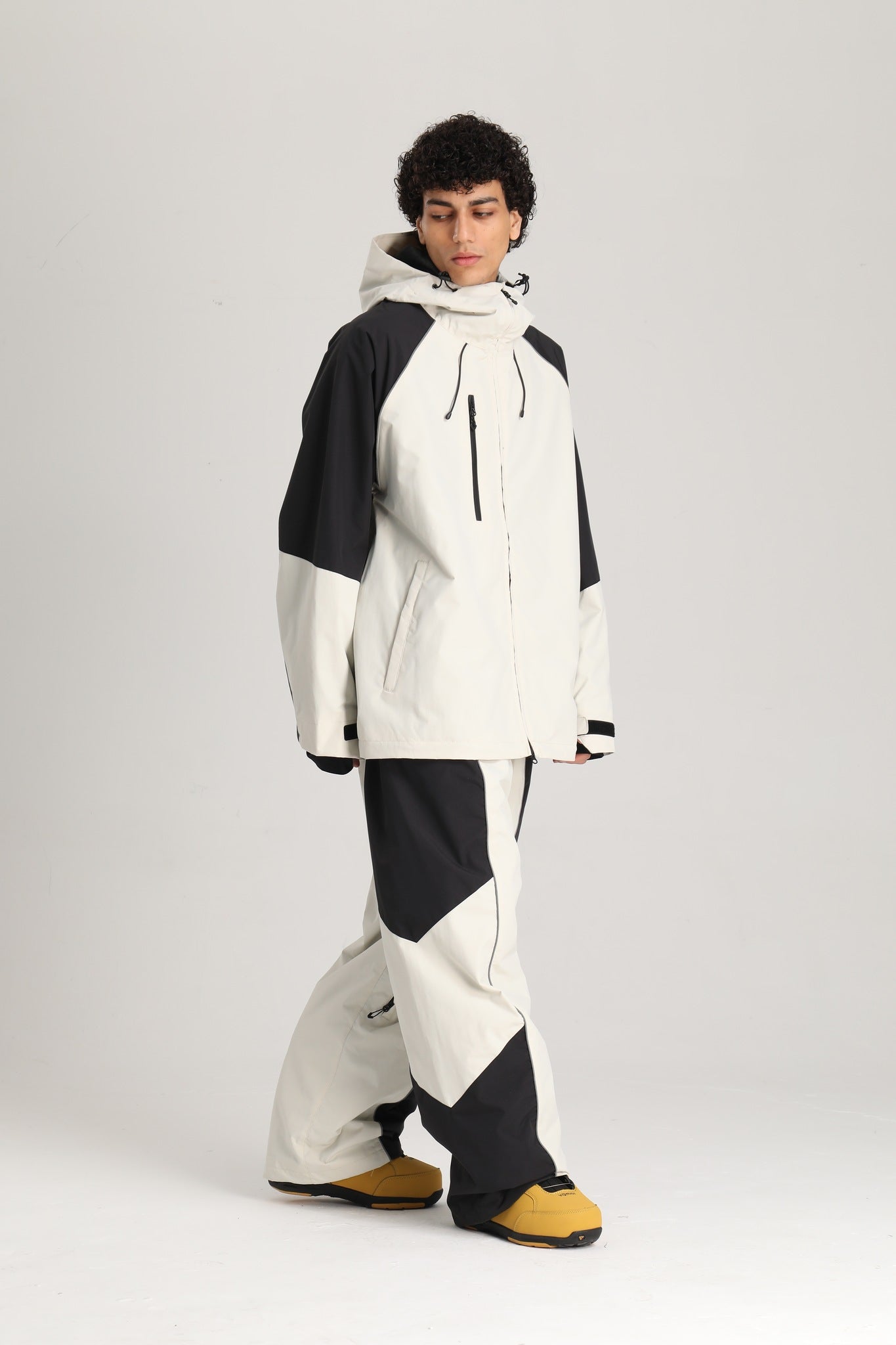 Men's Off White Color Block Reflective Baggy Insulated Snow Jacket