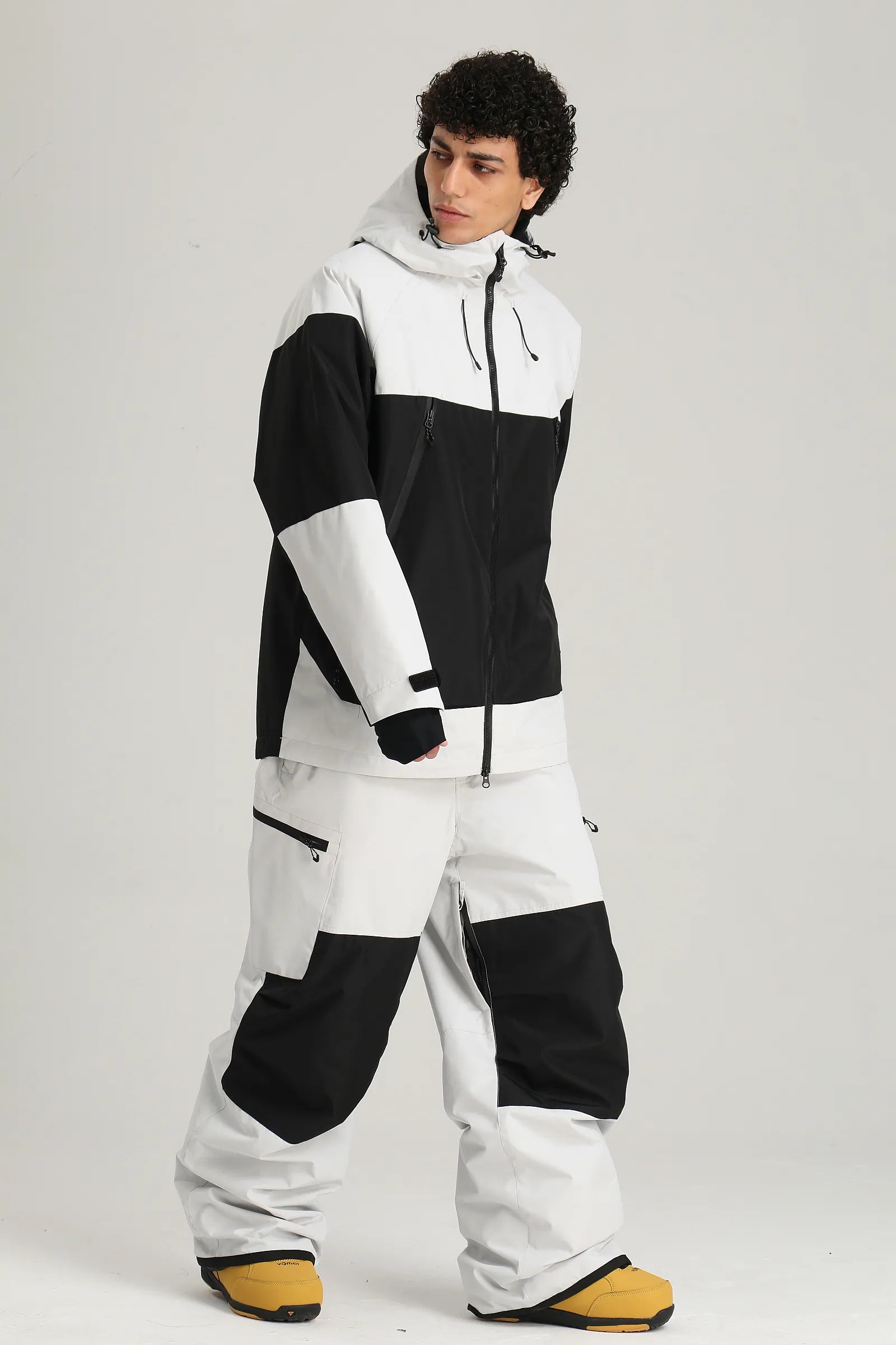 Men's Black & White Color Block Baggy Fit Insulated Snow Jacket