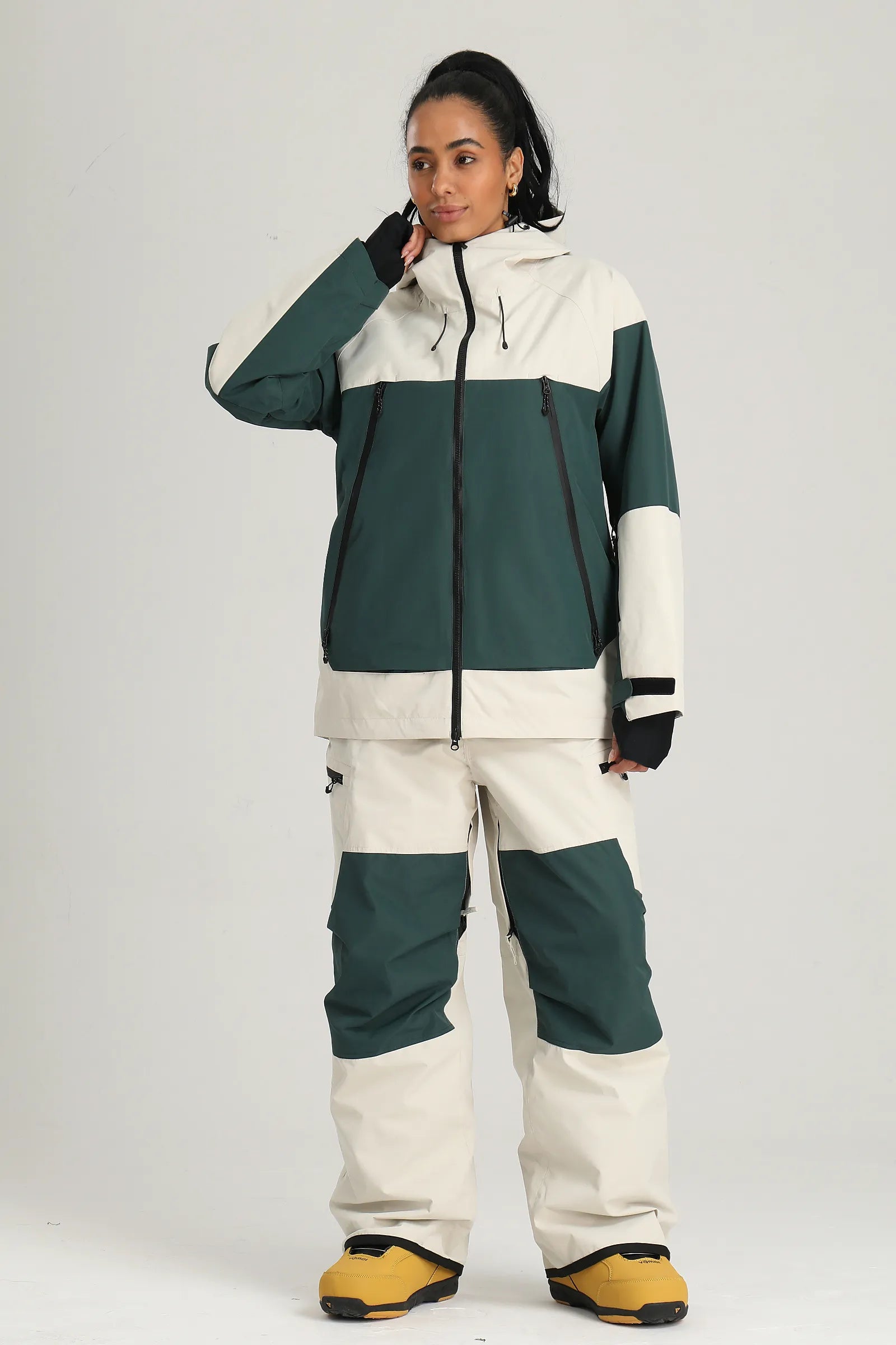 Women's Light Grey Color Block Baggy Fit Insulated Snow Jacket