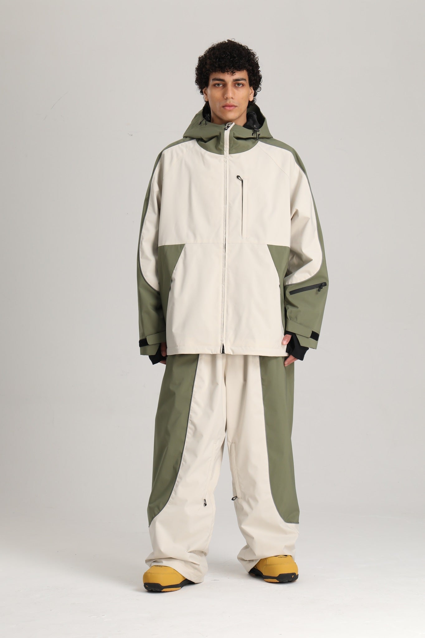 Men's Off White & Sage Color Block Reflective Retro Baggy Snow Jacket