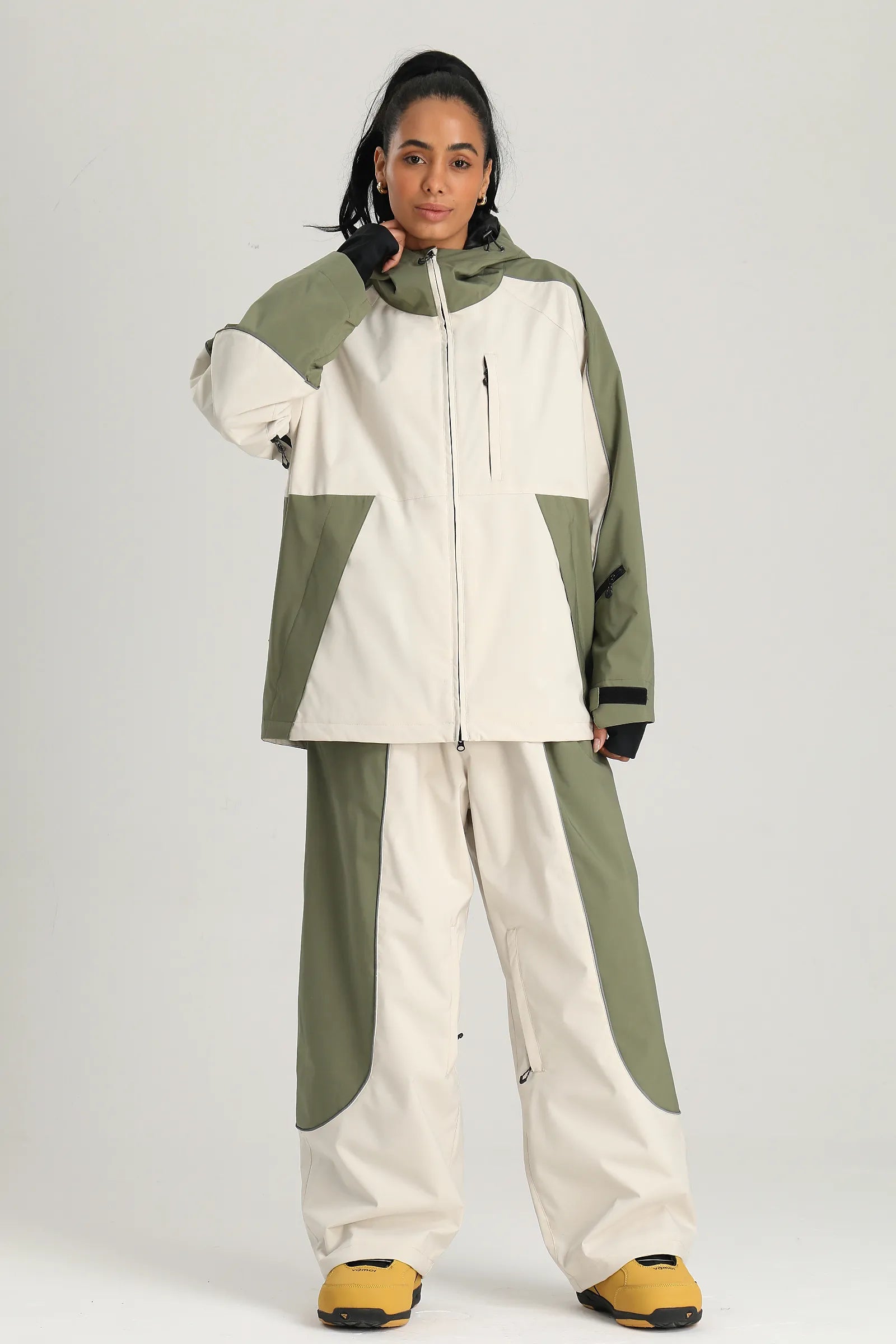 Women's Off White & Sage Color Block Reflective Retro Baggy Snow Jacket