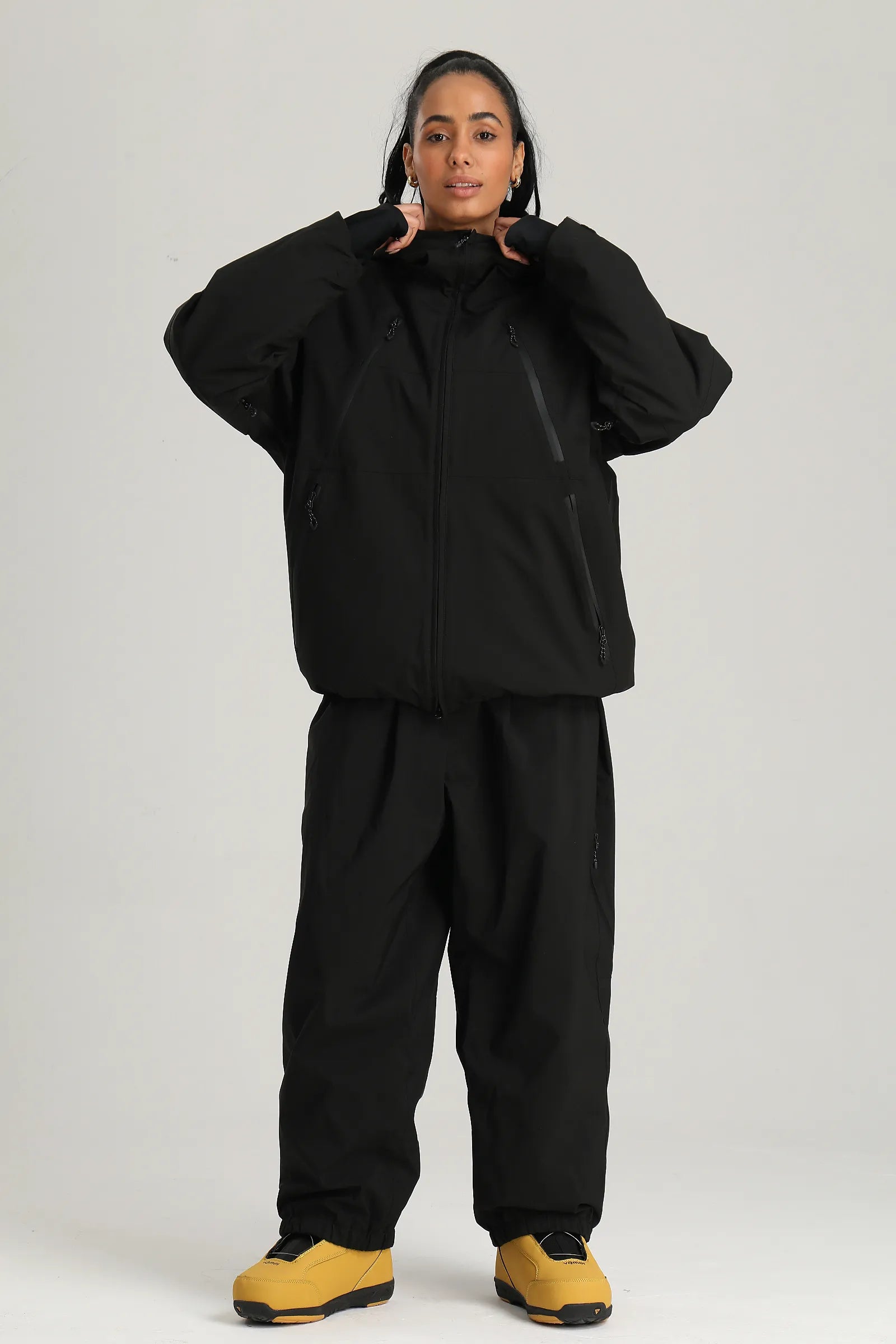 Women's Black Color Block Utility Multi-Pocket Insulated Snow Jacket