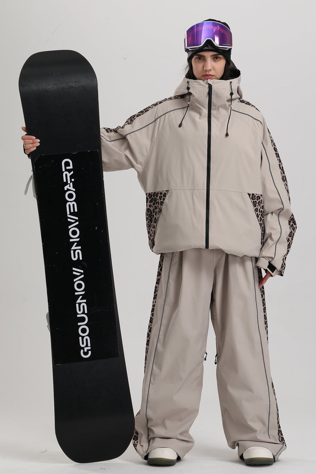 Off White-GS-UJK2718-BCE-W-5.jpg