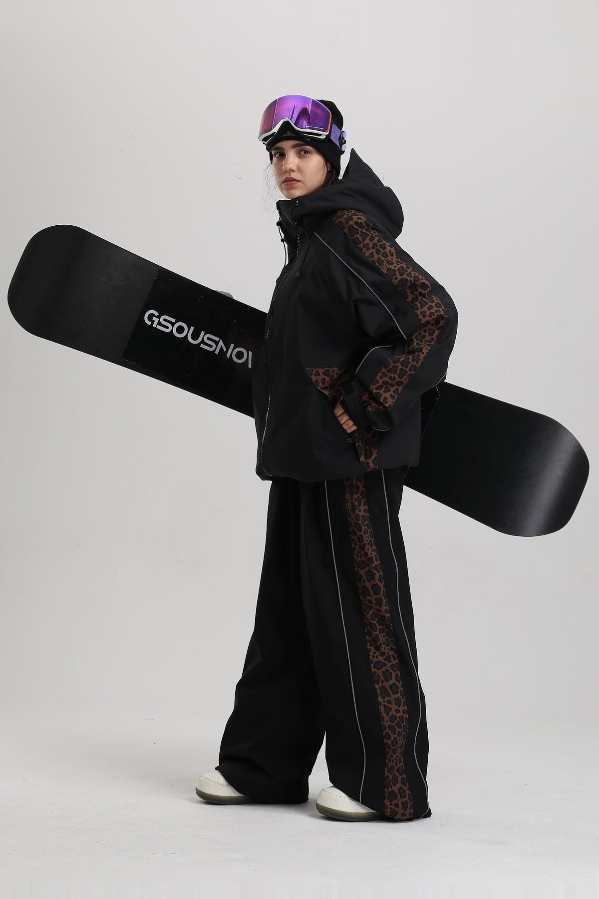 Black-GS-UJK2718-BLK-W-1.jpg