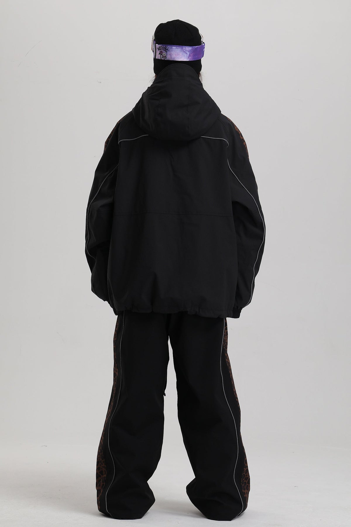 Black-GS-UJK2718-BLK-W-2.jpg