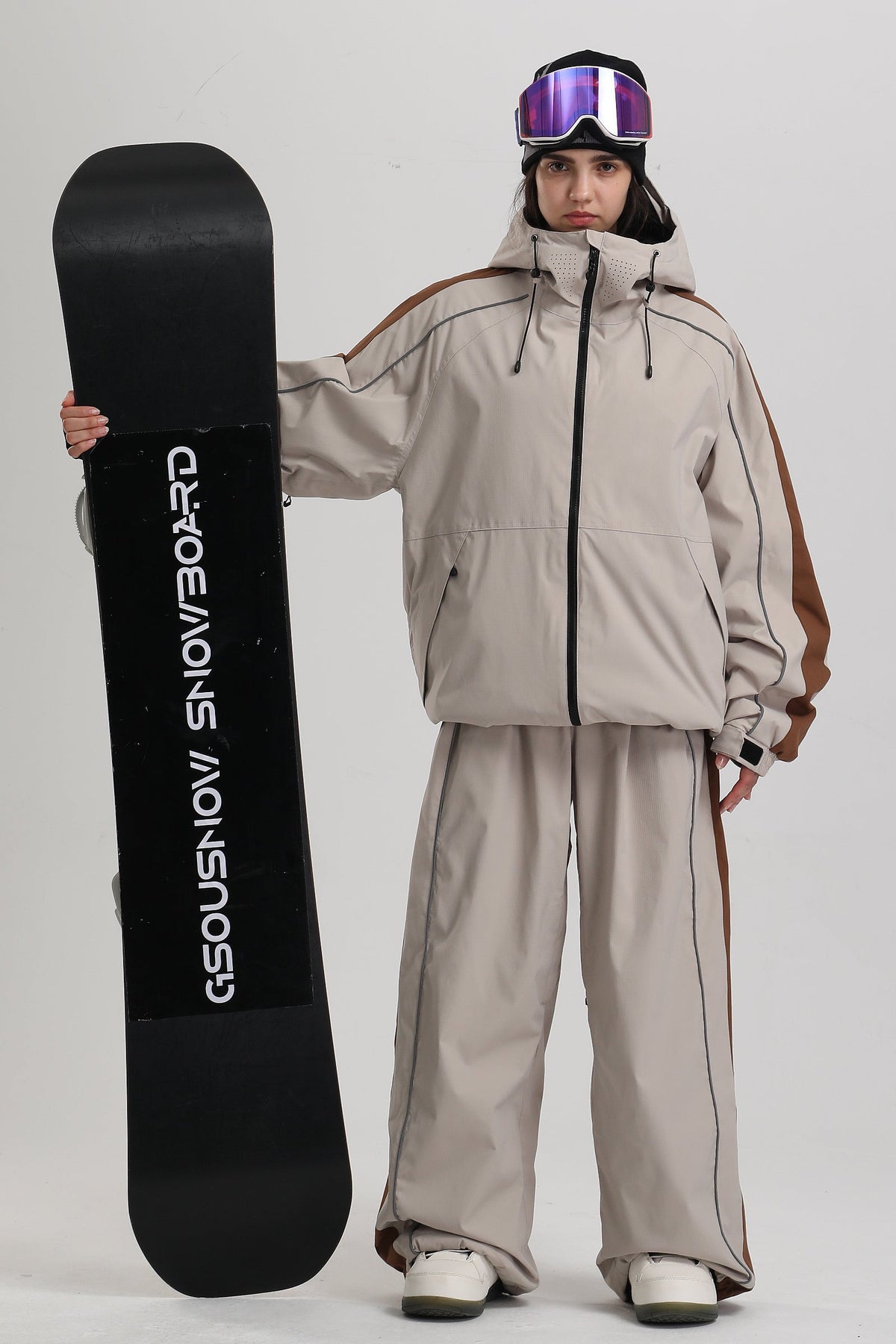 Off White-GS-UJK2722-BCE-W-5.jpg