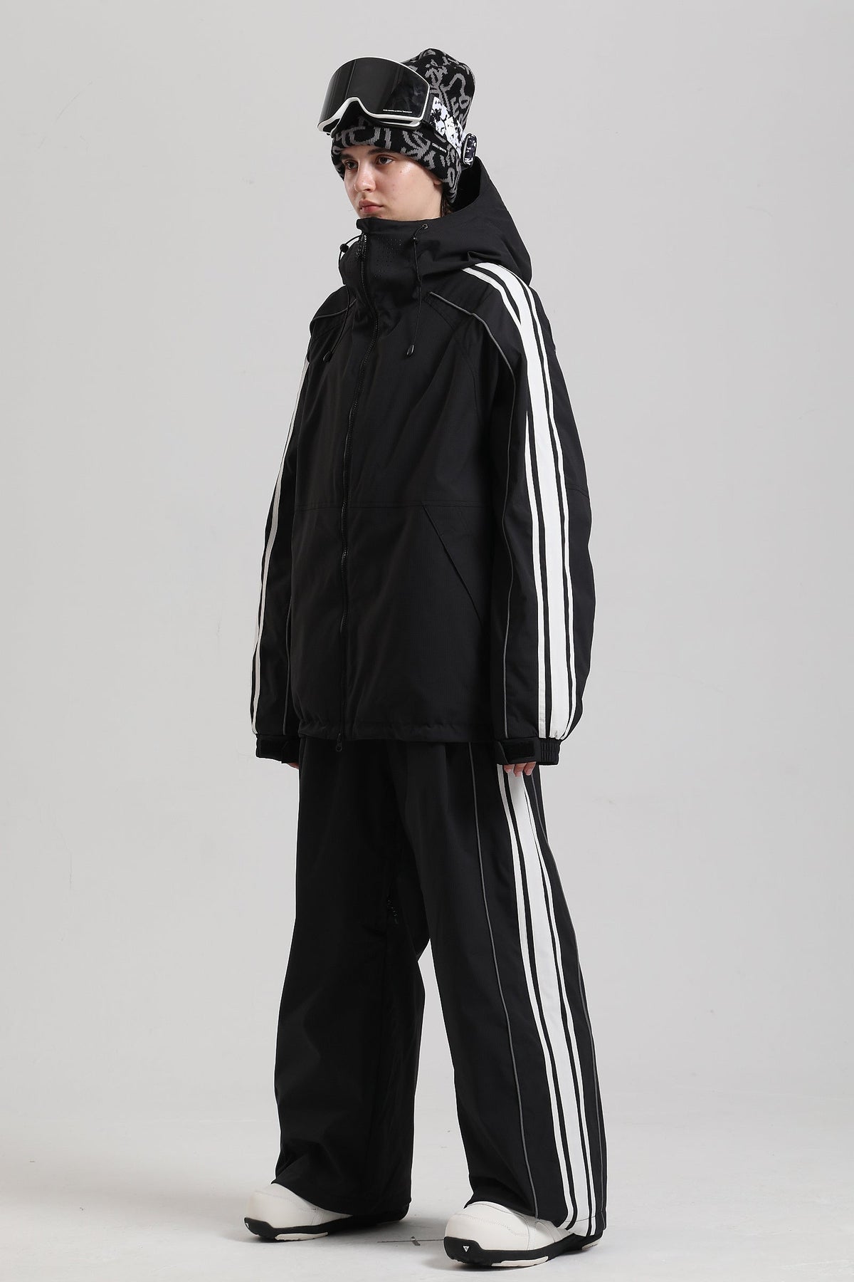 Black-GS-UJK2724-BLK-W-1.jpg