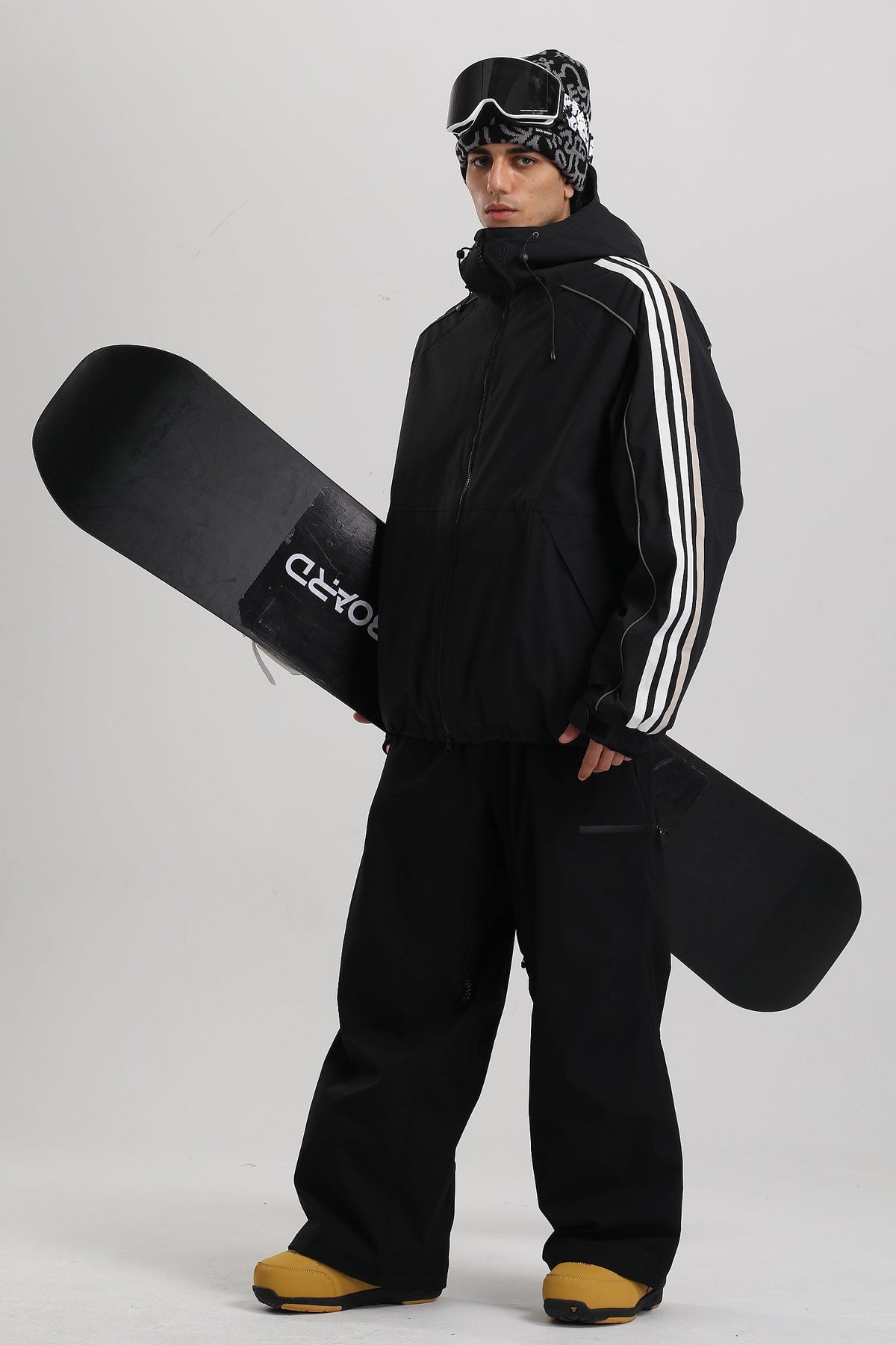 Black-GS-UJK2733-BLK-M (2).jpg