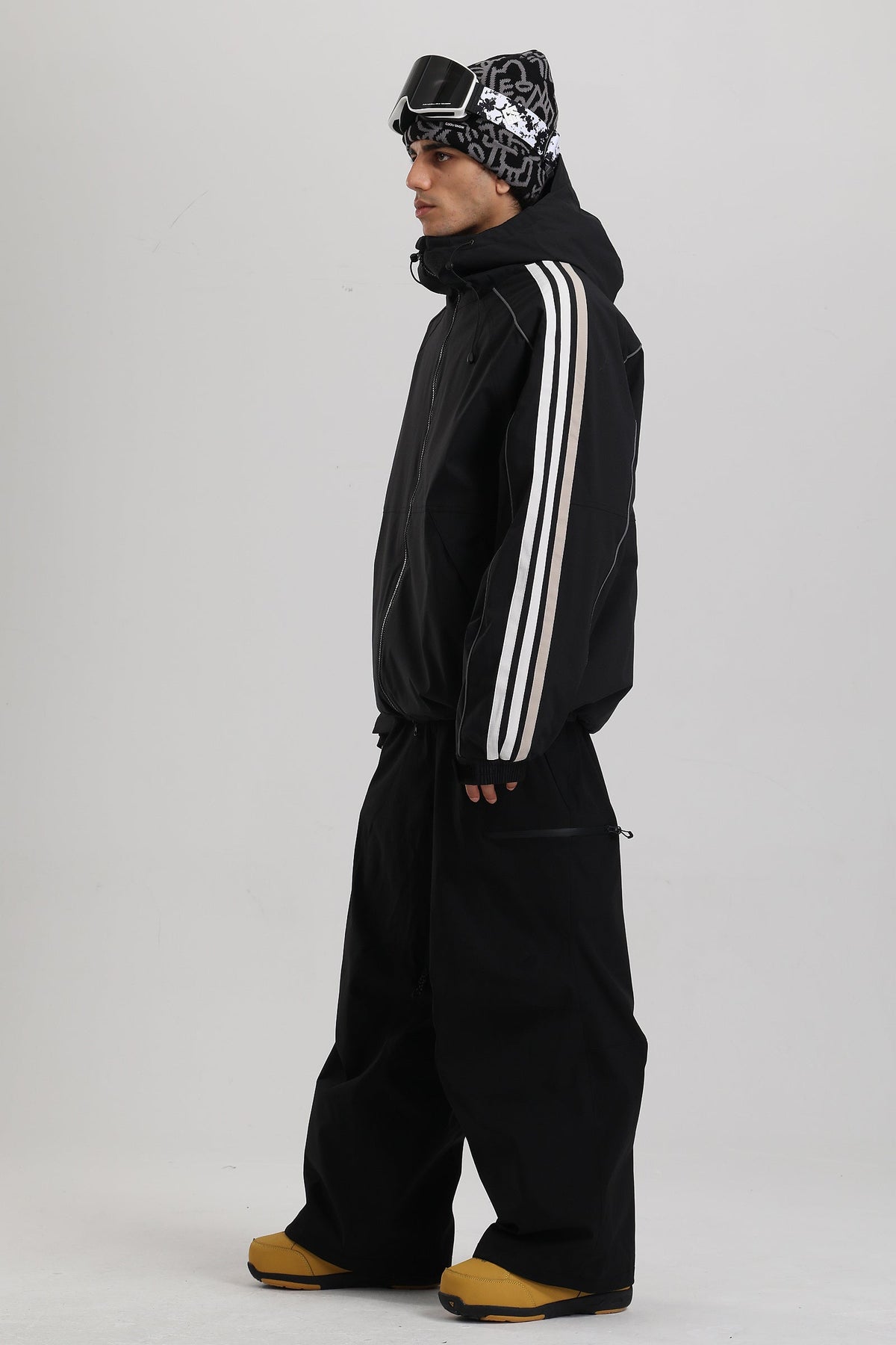 Black-GS-UJK2733-BLK-M (5).jpg