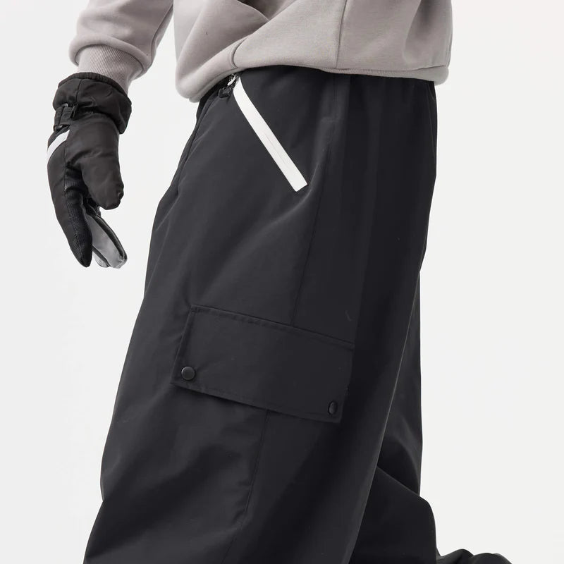 Hand & Cargo Pockets
