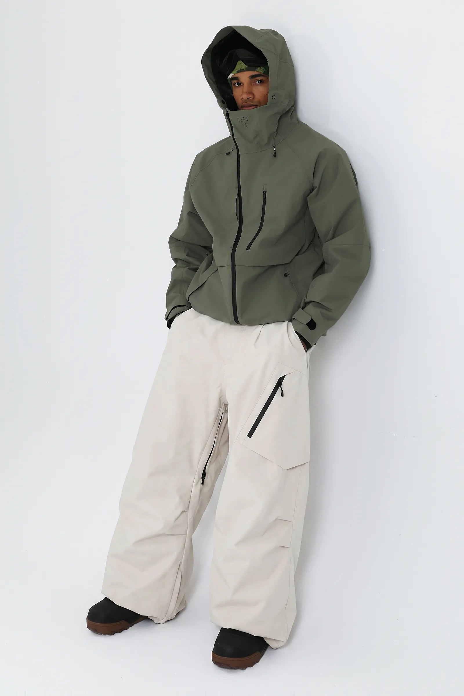 Off White-GS-UPT2531-BCE-M-6.webp