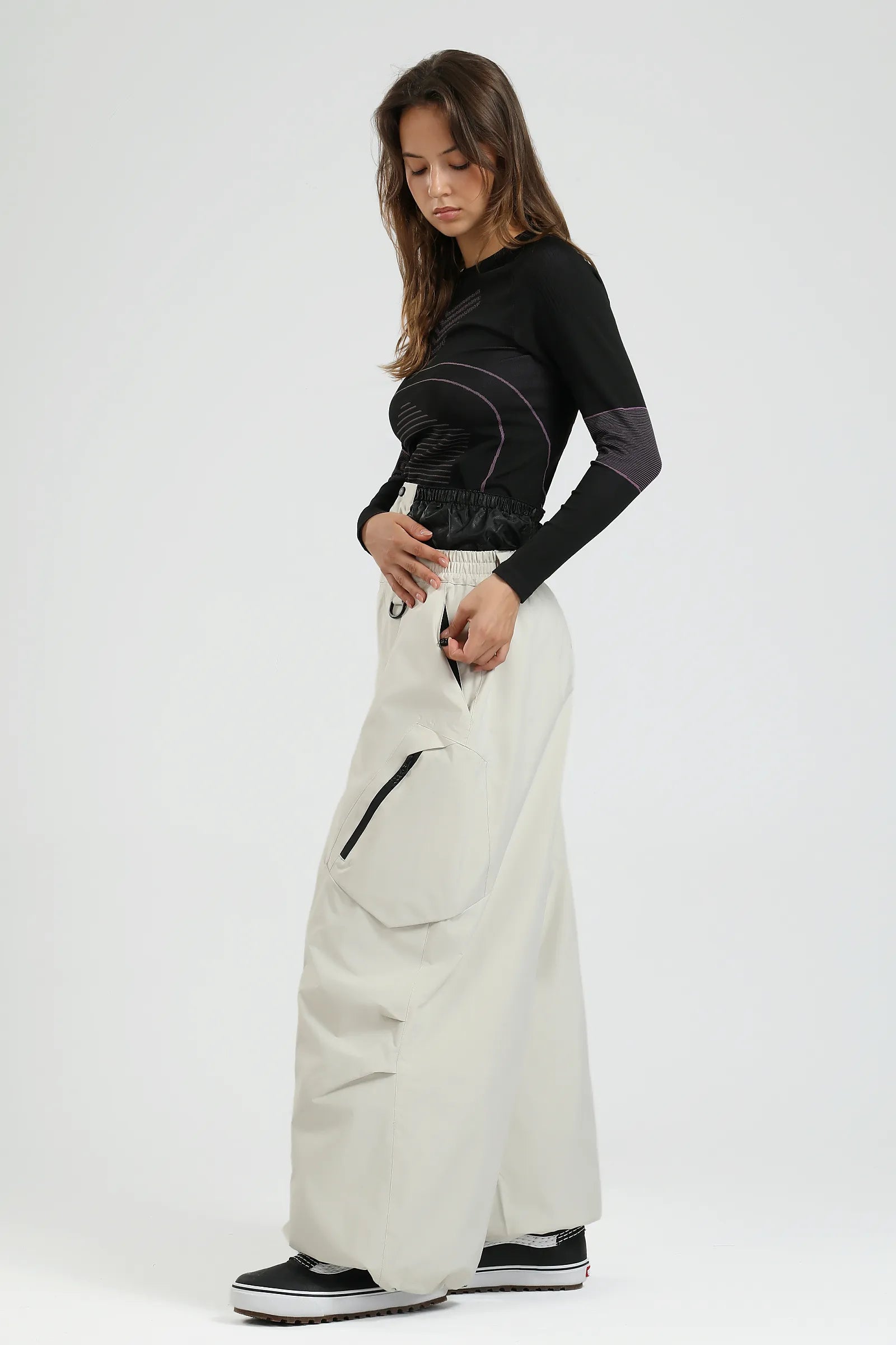 Off White-GS-UPT2531-BCE-W-5.webp