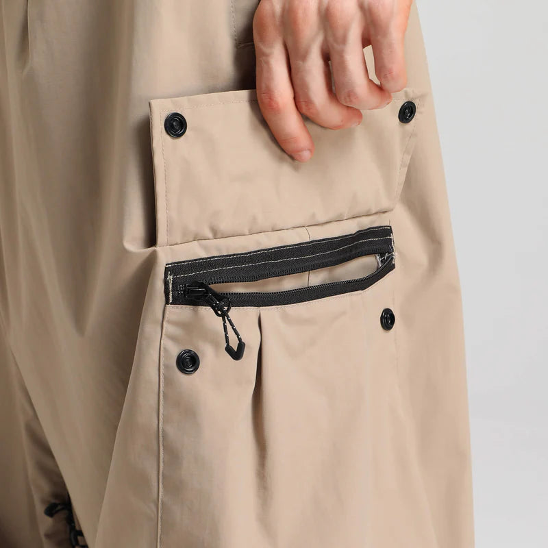 Cargo Pockets
