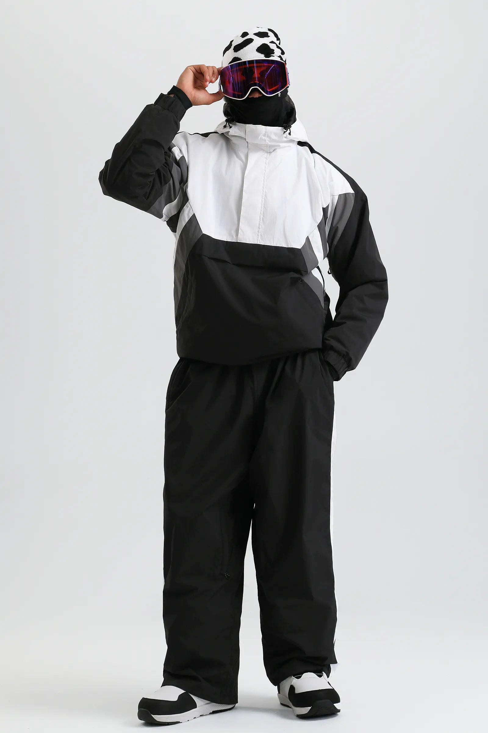 Black & White-GS-UPT2617-172-M-6.webp