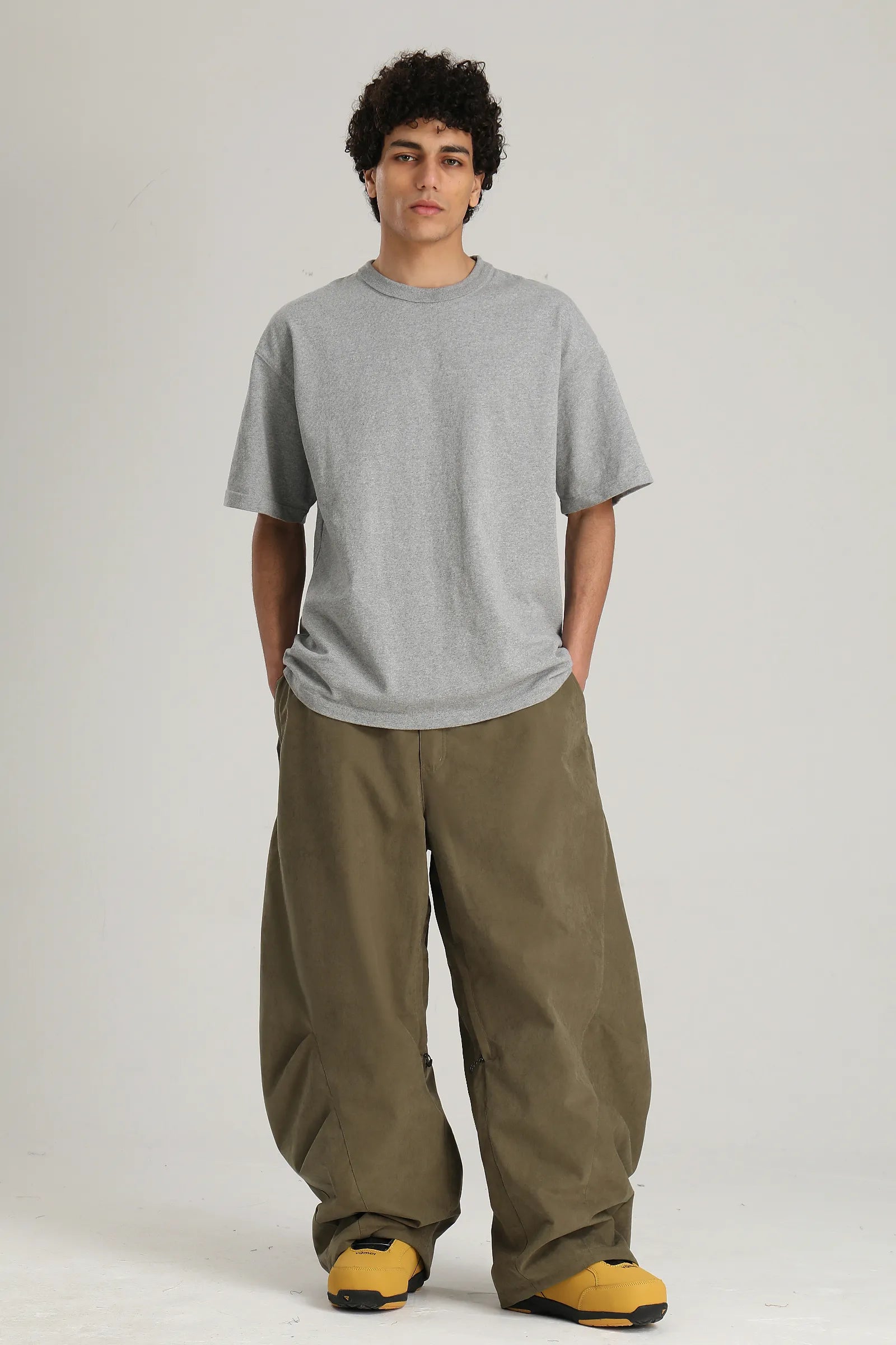 Men's Dark Green Articulated Fit Brushed Relaxed Tapered Snow Pants
