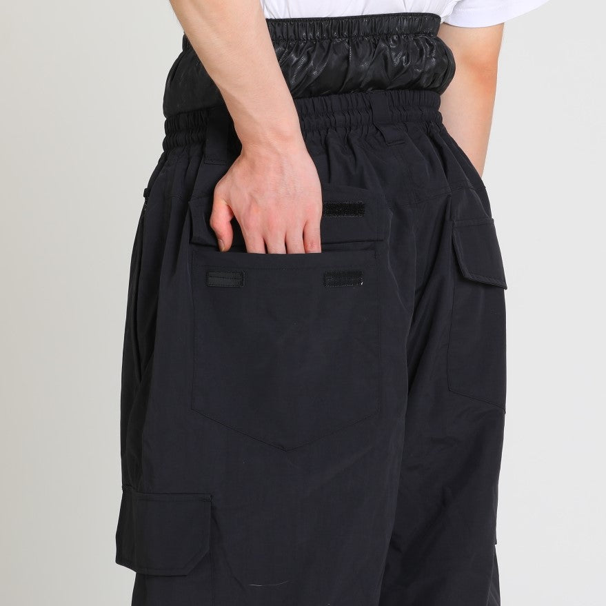 Functional Rear Pockets with Velcro Flaps
