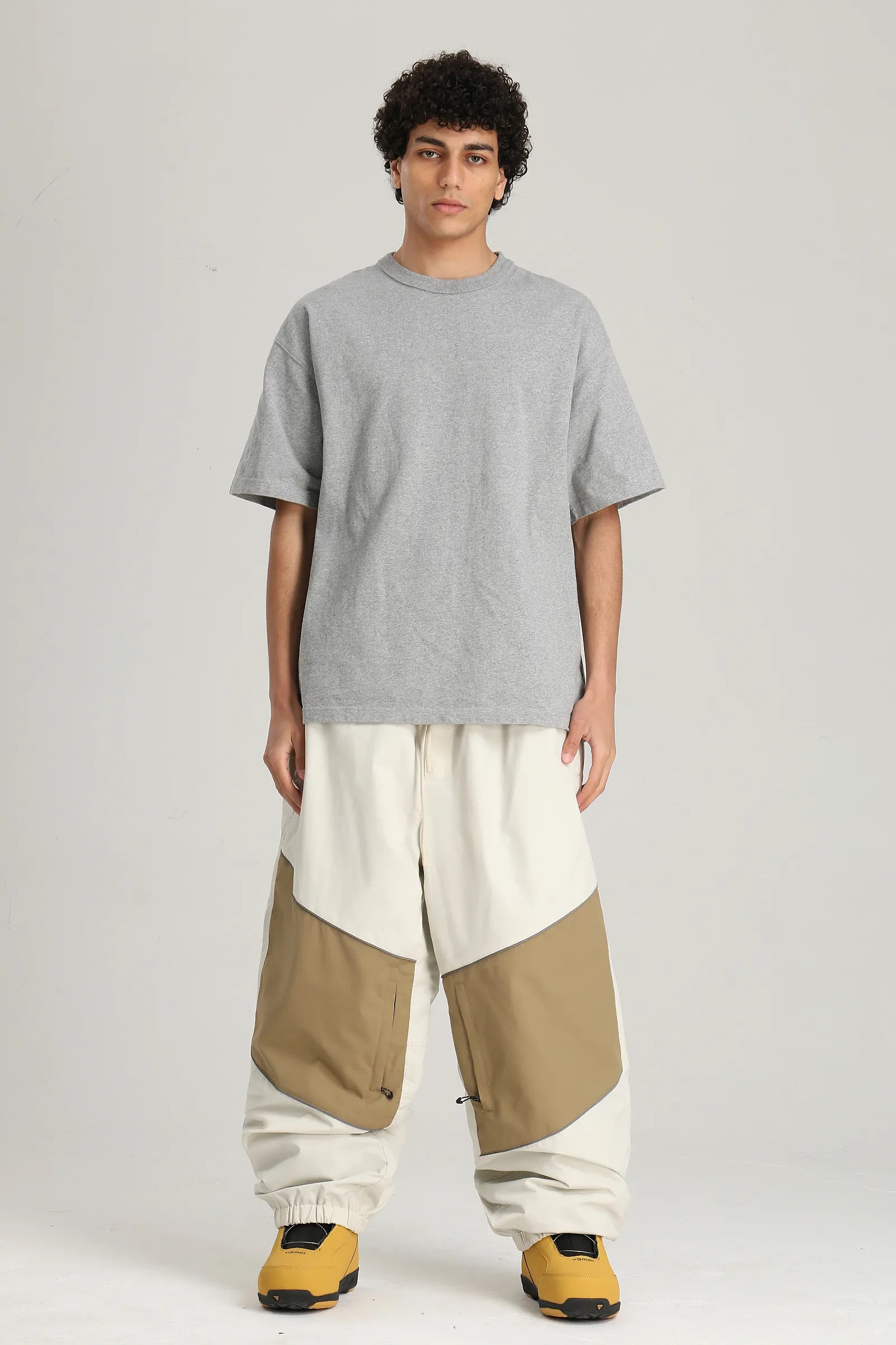 Men's Off White Color Block Reflective Detail Baggy Snowboard Pants