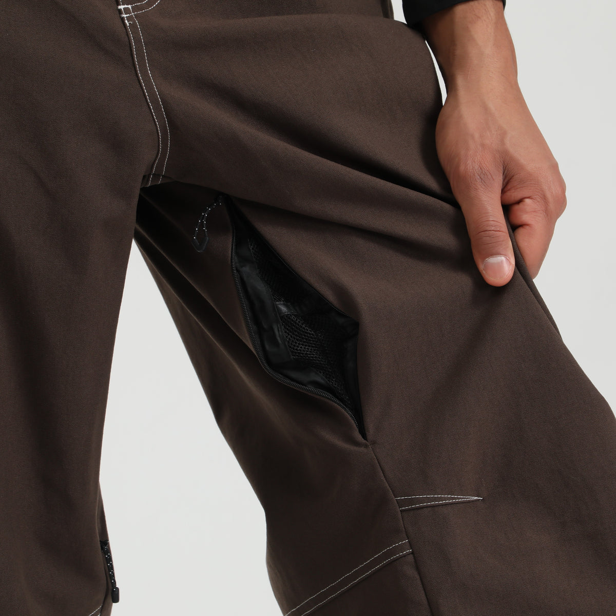 Inner Thigh Vent