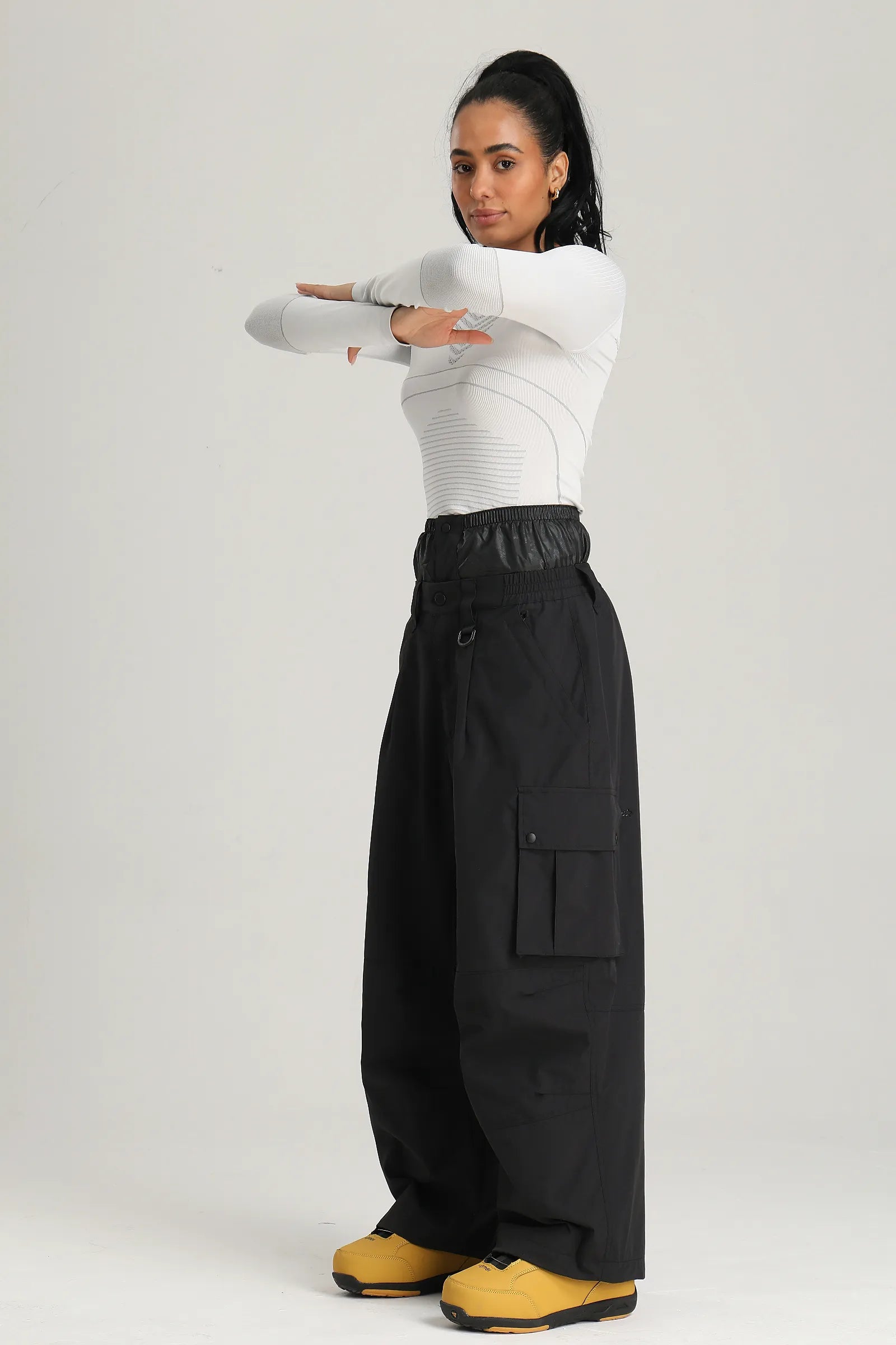 Women's Black Utility Baggy Cargo Snow & Ski Pants