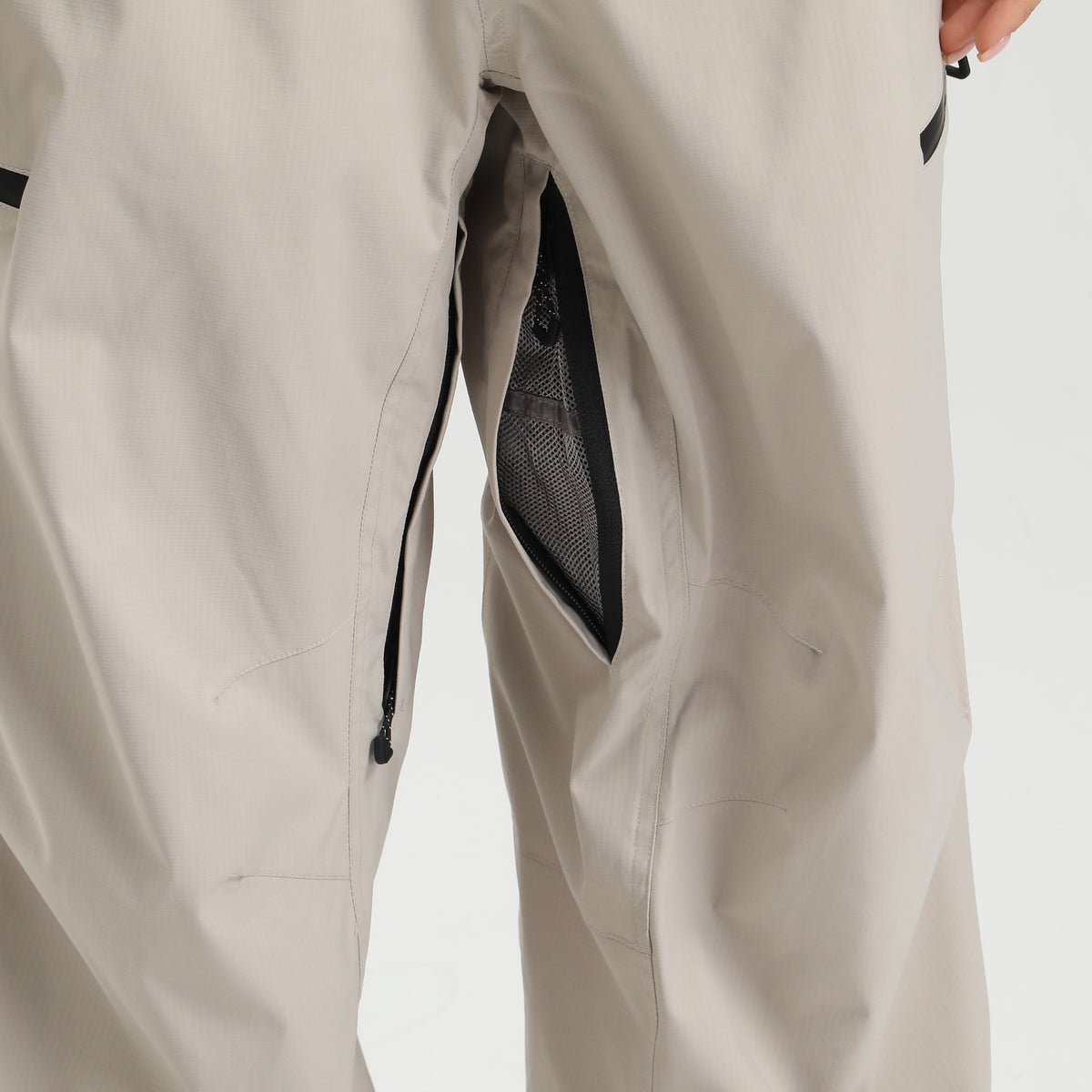 Inner Thigh Vents