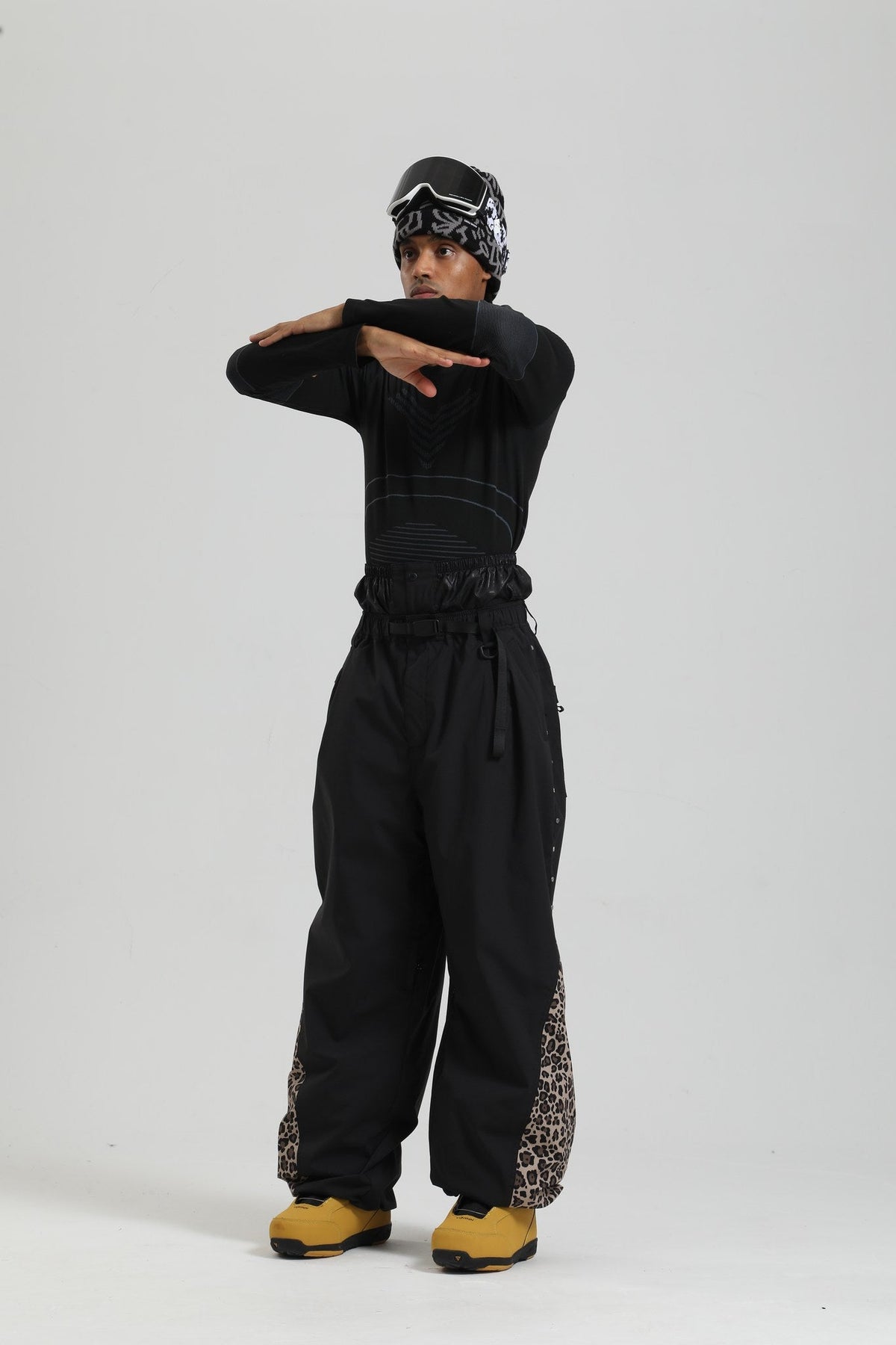 Black Leopard-GS-UPT2703-032-M-1.JPG