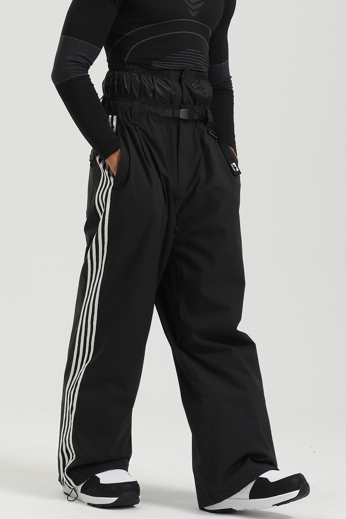 GS-UPT2711-BLK-M_3.jpg