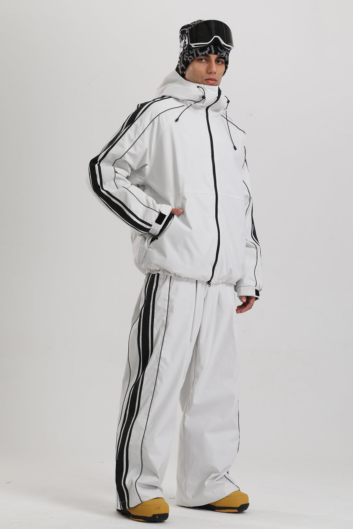 Off White-GS-UPT2725-WHT-M (2).jpg