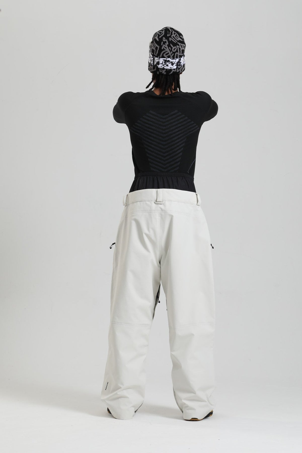 Off White-GS-UPT2730-GREY-M-3.JPG
