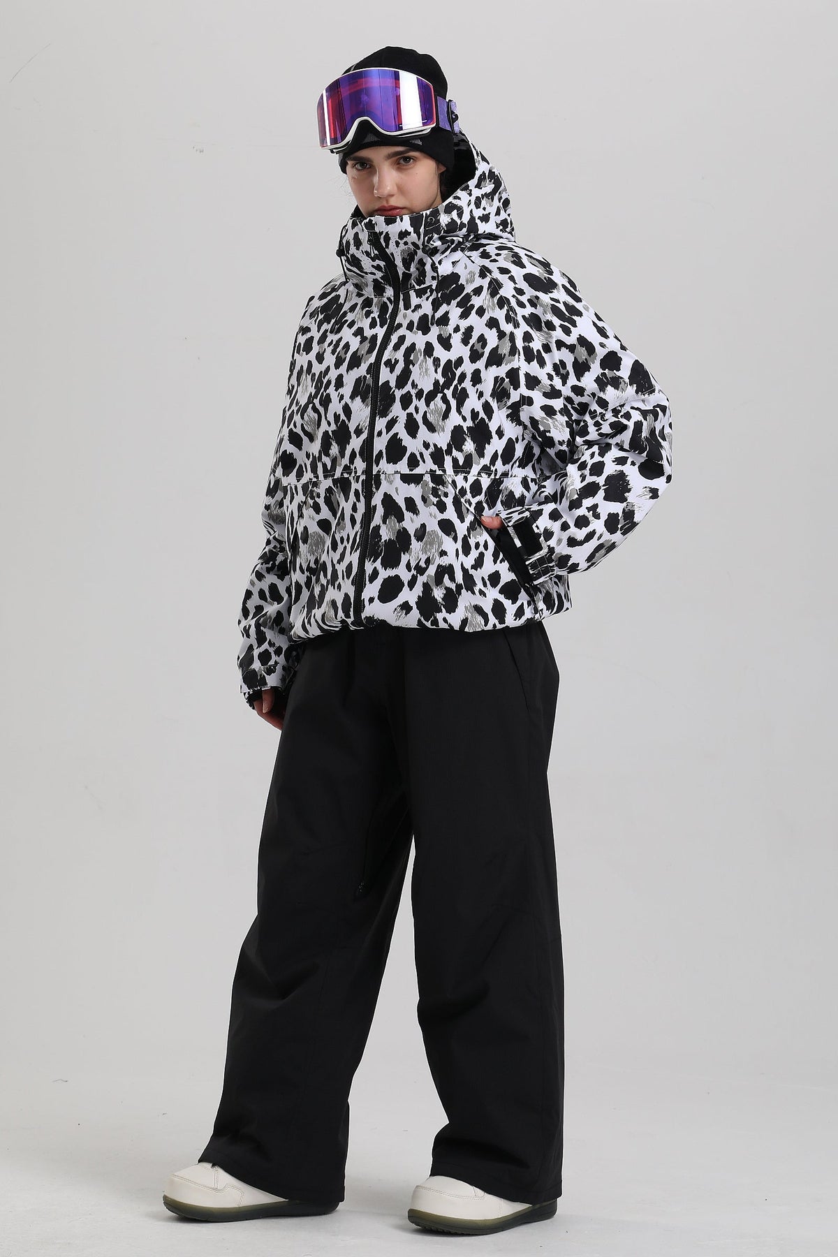 Mono Leopard-GS-WJK2690-W-BAW-W-3.jpg