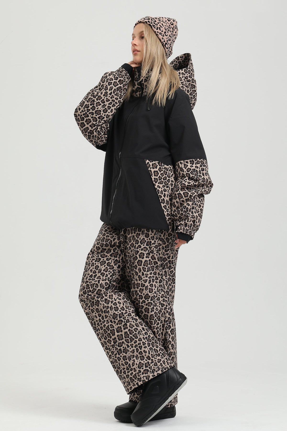 Leopard-GS-WPT2683-B-BAW-W-10.jpg