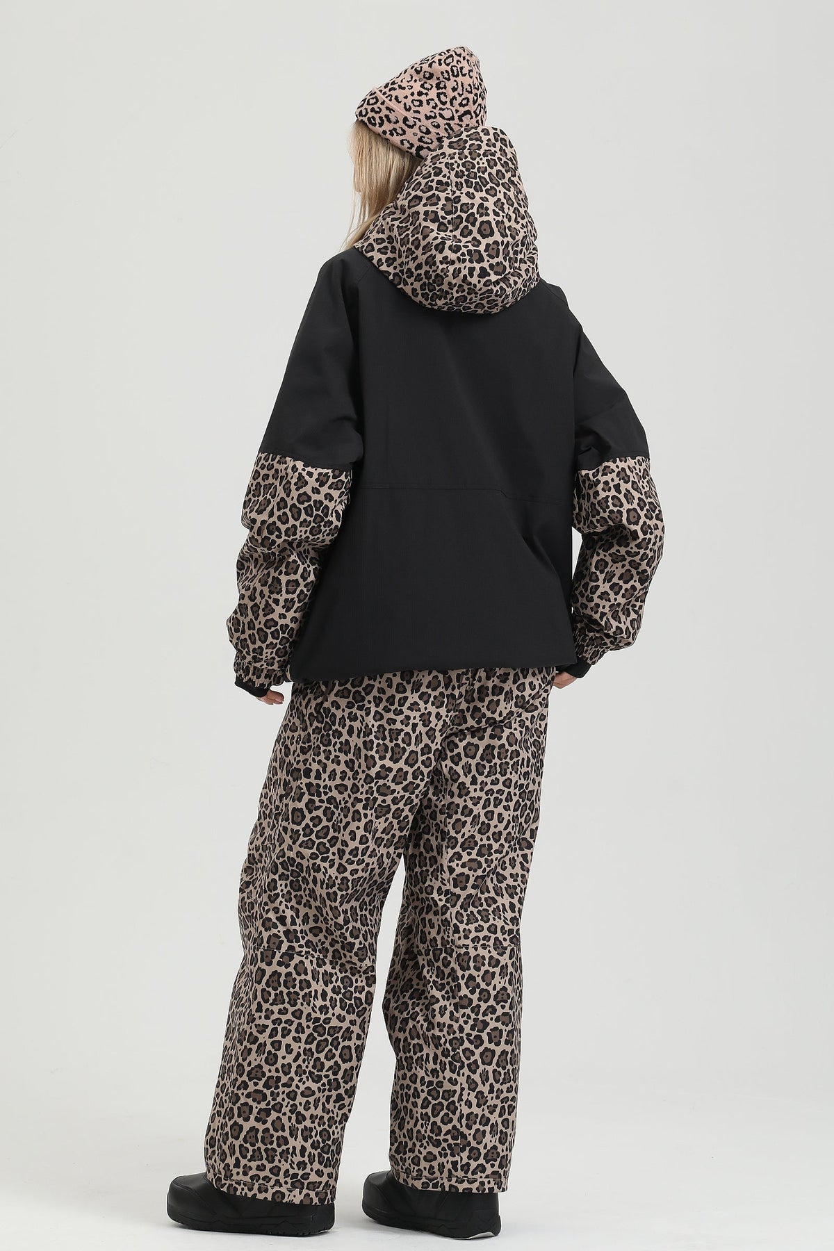 Leopard-GS-WPT2683-B-BAW-W-9.jpg